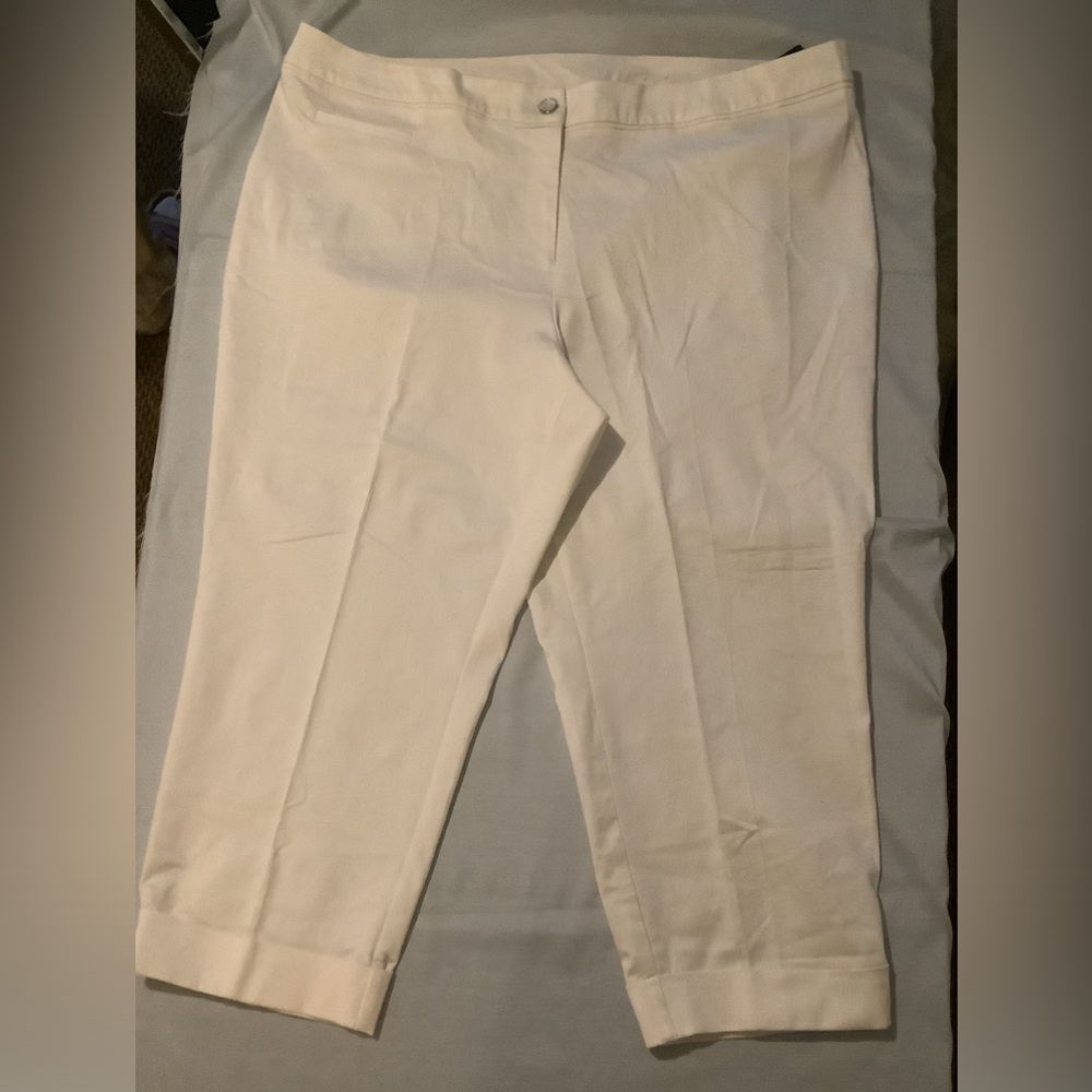 Avenue sateen crop